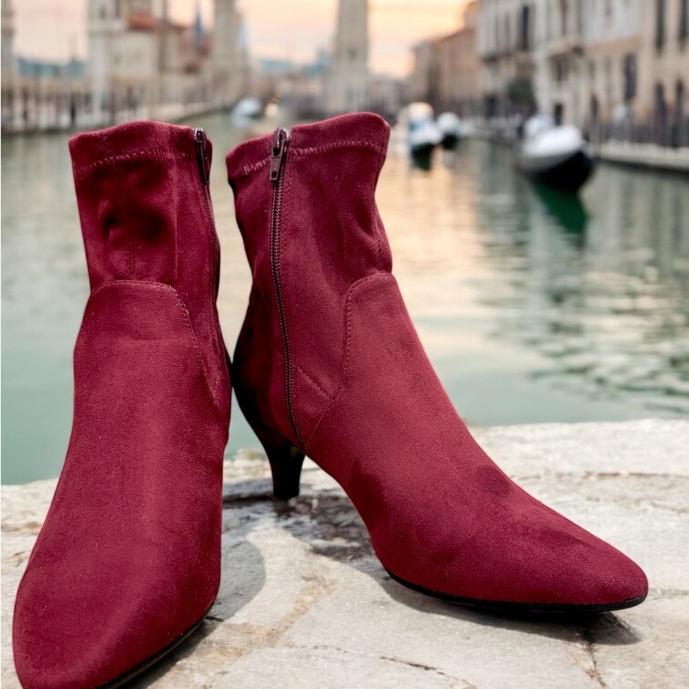 New Elegant Burgundy Comfort View Ankle Boots